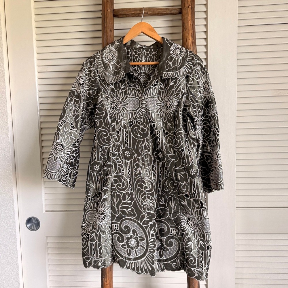 Embroidered Eyelet Topper Jacket Size 42 Olive Green